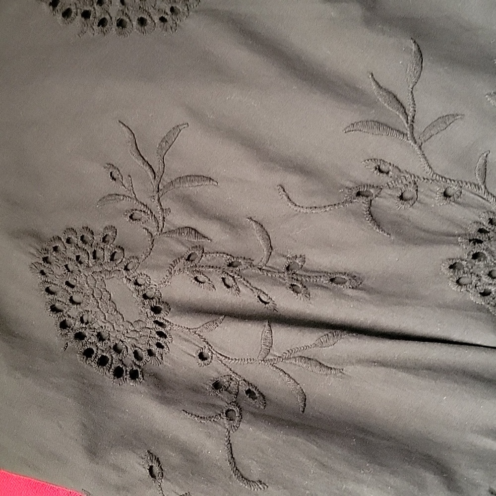 Bandolino Halter Black Flower Pattern Eyelet 100% cotton Dress size 12 - Picture 9 of 10